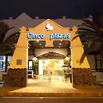 Cinco Plazas Apartamento *