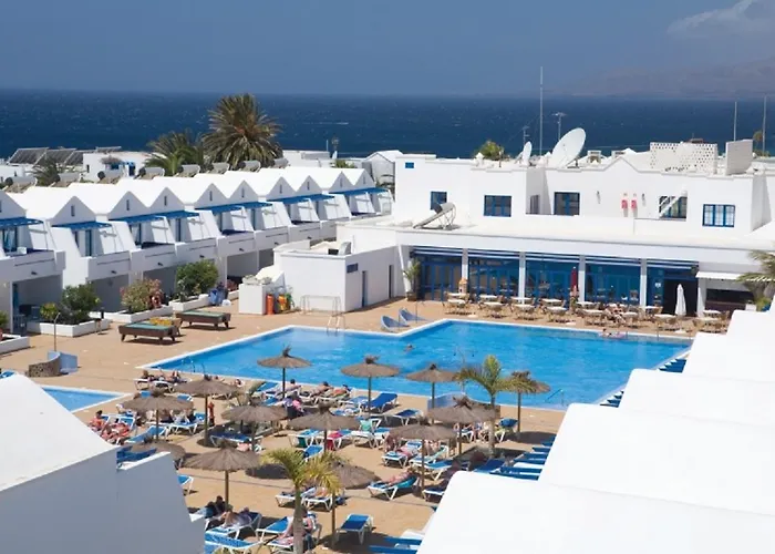 Cinco Plazas Puerto del Carmen (Lanzarote)